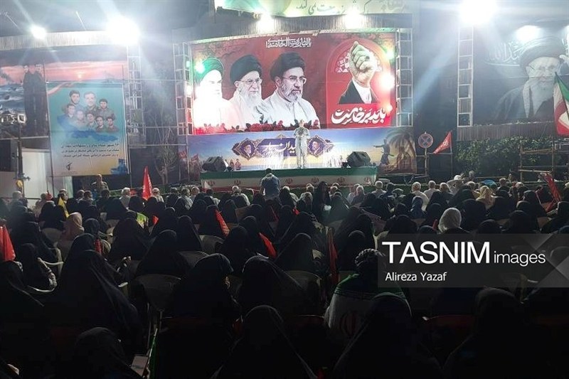 دشمن پس از شکست نظامی به دنبال ایجاد شکاف میان ملت و نظام است