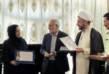 اهدای مدرک دانشآموختگی به خانواده دانشجوی شهید «عزیز سیفی آوارسین»