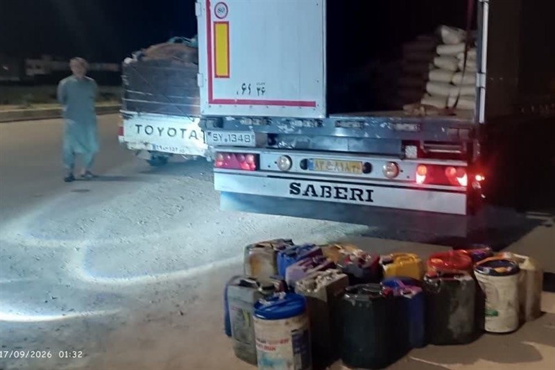 کشف محموله فرآوردههای نفتی قاچاق به ارزش 90 میلیارد ریال در گرمسار