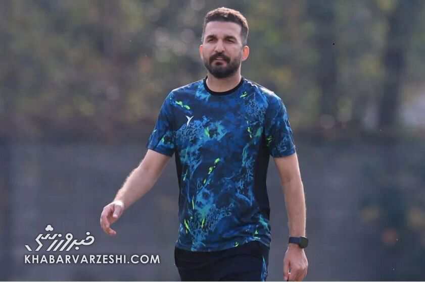 محمد نوری؛ از بازوبند کاپیتانی پرسپولیس تا هدایت صنعت نفت در مقابل سرخها / محمد نوری , پرسپولیس , صنعت نفت , لیگ برتر , سرمربی