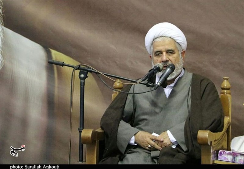 اگر حضور گسترده مردم در خیابان‌ها نبود راه برای دشمن باز می‌شد