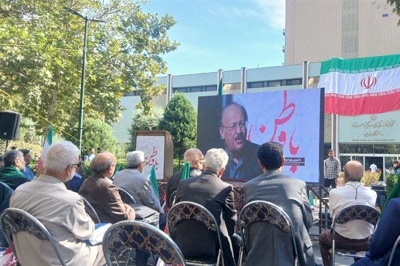 تقدیر دانشجویان از اساتید 'باوطن'؛ پویشی که صدای نخبگان فکری جامعه بود / اخبار سیاسی روز , اخبار حوزه علمیه و دانشگاه