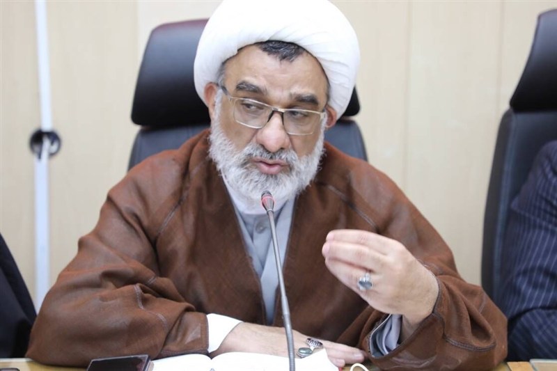 تصمیمگیری درباره دانشگاهها در اتاقهای دربسته ممنوع است
