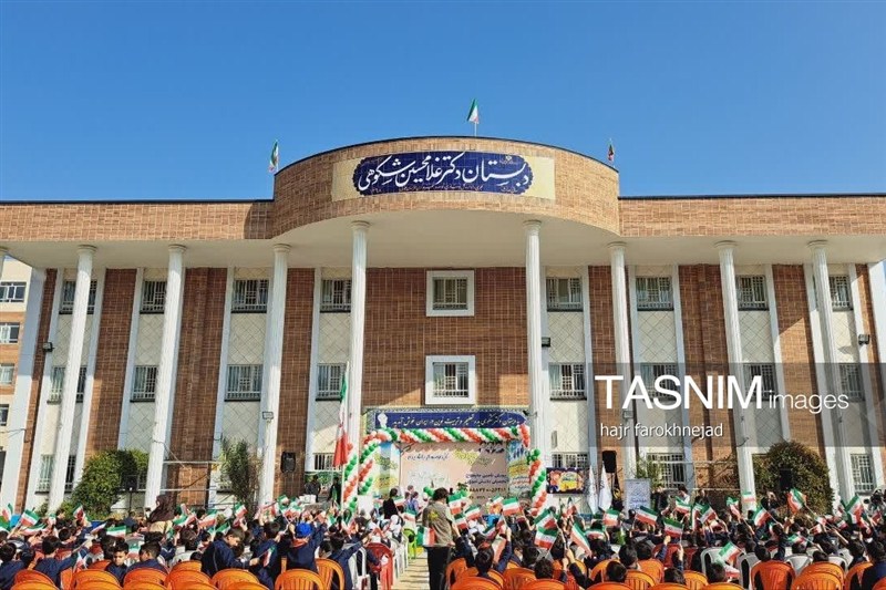 جشن عاطفهها در بیرجند؛ 20 میلیارد تومان برای لوازمالتحریر هزینه شد / اخبار خراسان جنوبی - اخبار استانها