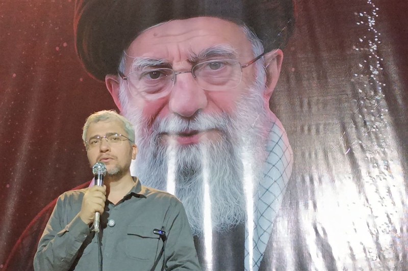 ایستادگی و وحدت ملی تنها راه مقابله با جنگ روانی و فشار دشمن است